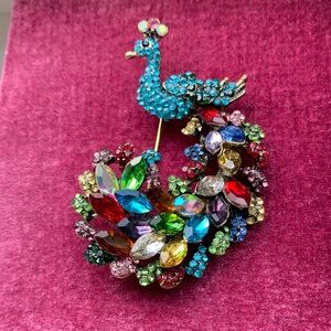 Elegant Multicolor Crystals Peacock Brooch
